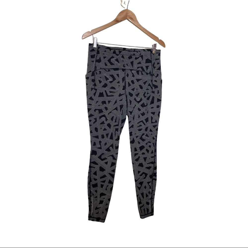 Lululemon Labyrinth Swift Speed Leggings 10